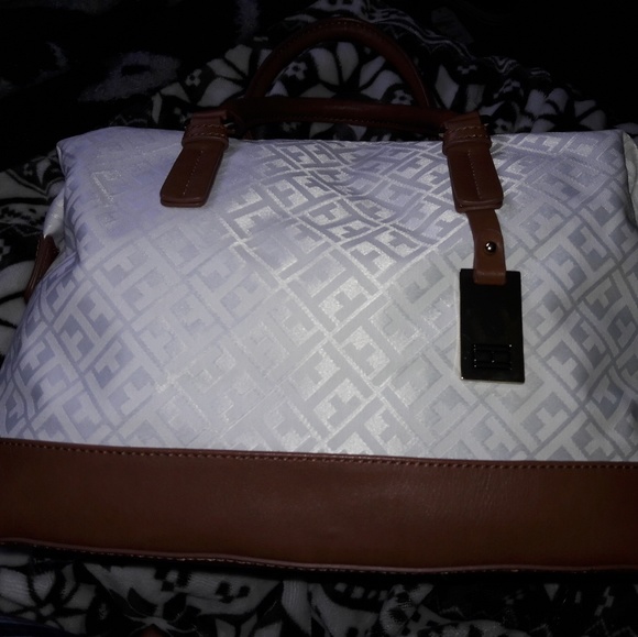 white authentic Tommy Hilfiger Bowler purse - Picture 1 of 6